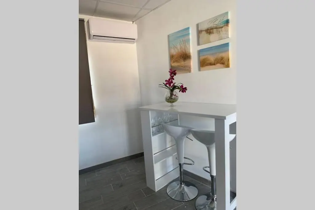 Casa Del Arbol En El Delta Del Ebro Apartment Deltebre Spain